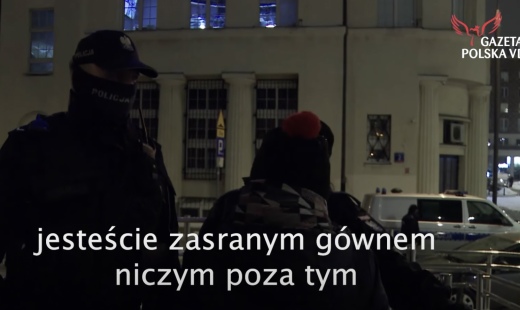  Przypominamy wyczyny "Babci Kasi"(+18)/NAZWAŁA POLICJANTKĘ KU...Ą